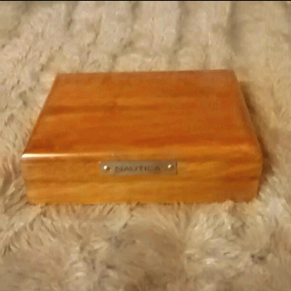 Nautica Stained Box - Picture 1 of 4